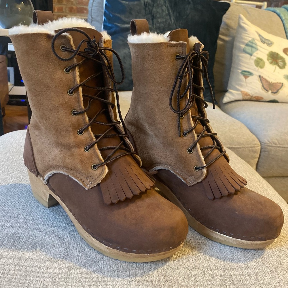 Shearling lined two-tone No.6 Women’s Boots, Size 39, Nearly perfect condition!